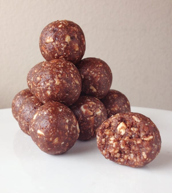 Chocolate Energy Bites